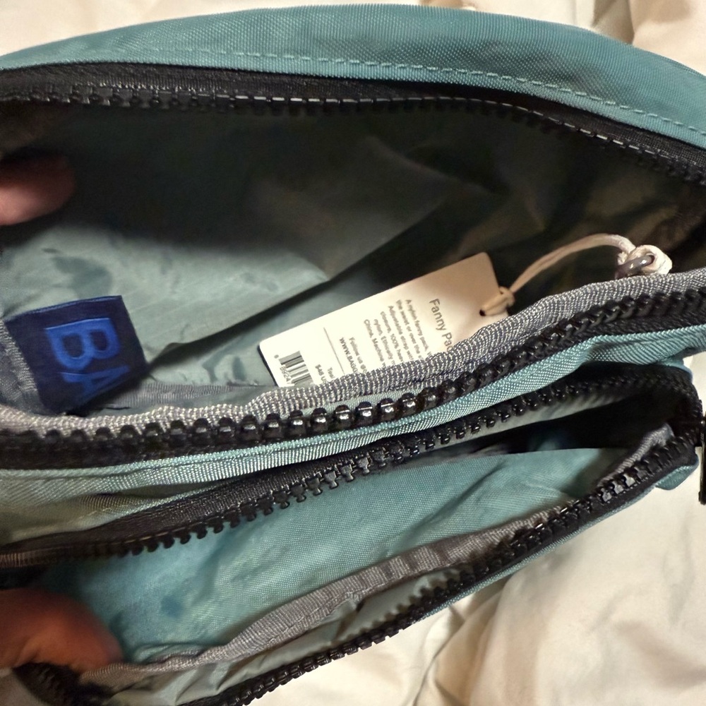 Baggu OG Teal Fanny NWT - Picture 2 of 4